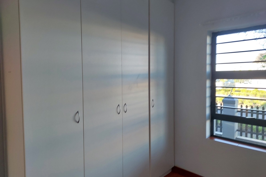 2 Bedroom Property for Sale in Burgundy Estate Western Cape